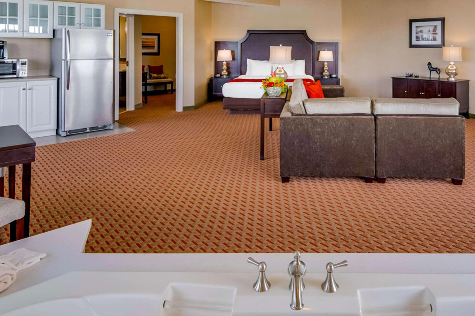 Comfort Suites Chincoteague Island Bayfront Resort