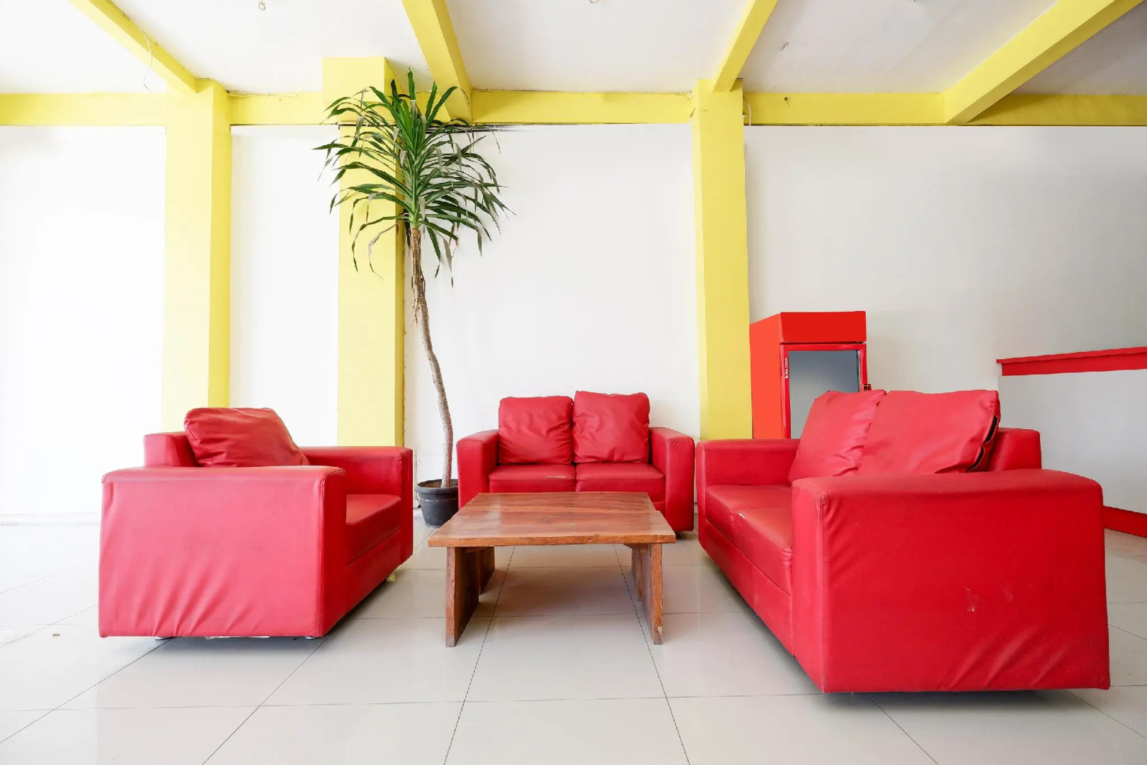 OYO 1620 Sion Family Residence