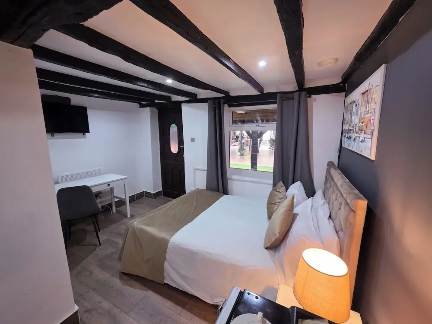 The Courtyard Lodge