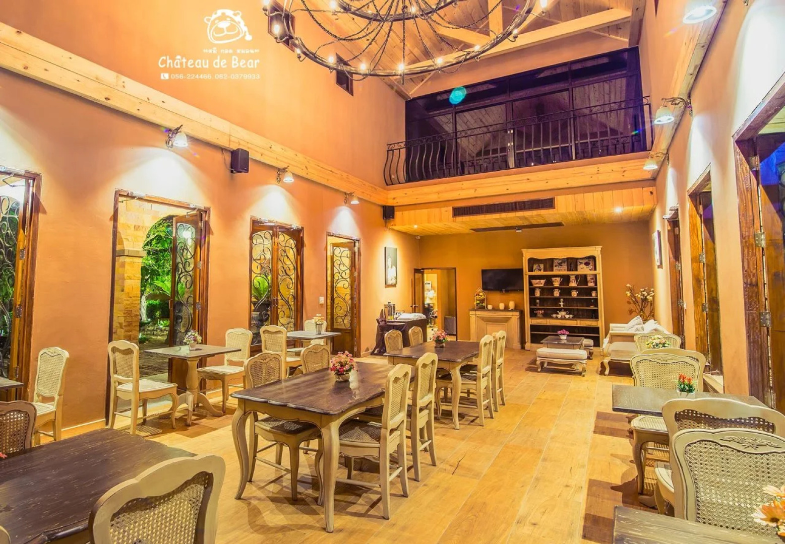 Chateau de Bear Hotel