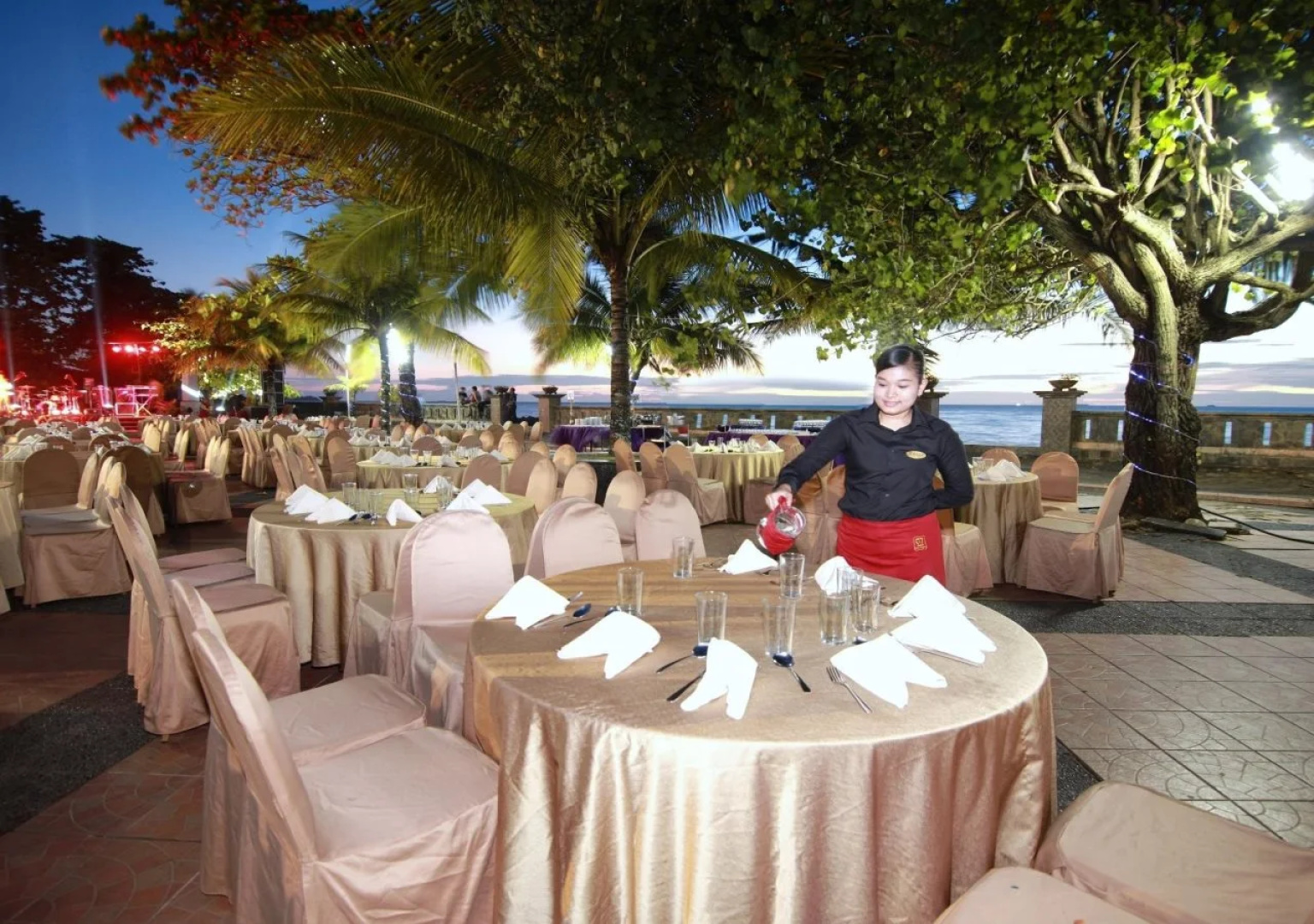 Hotel Pangeran Beach