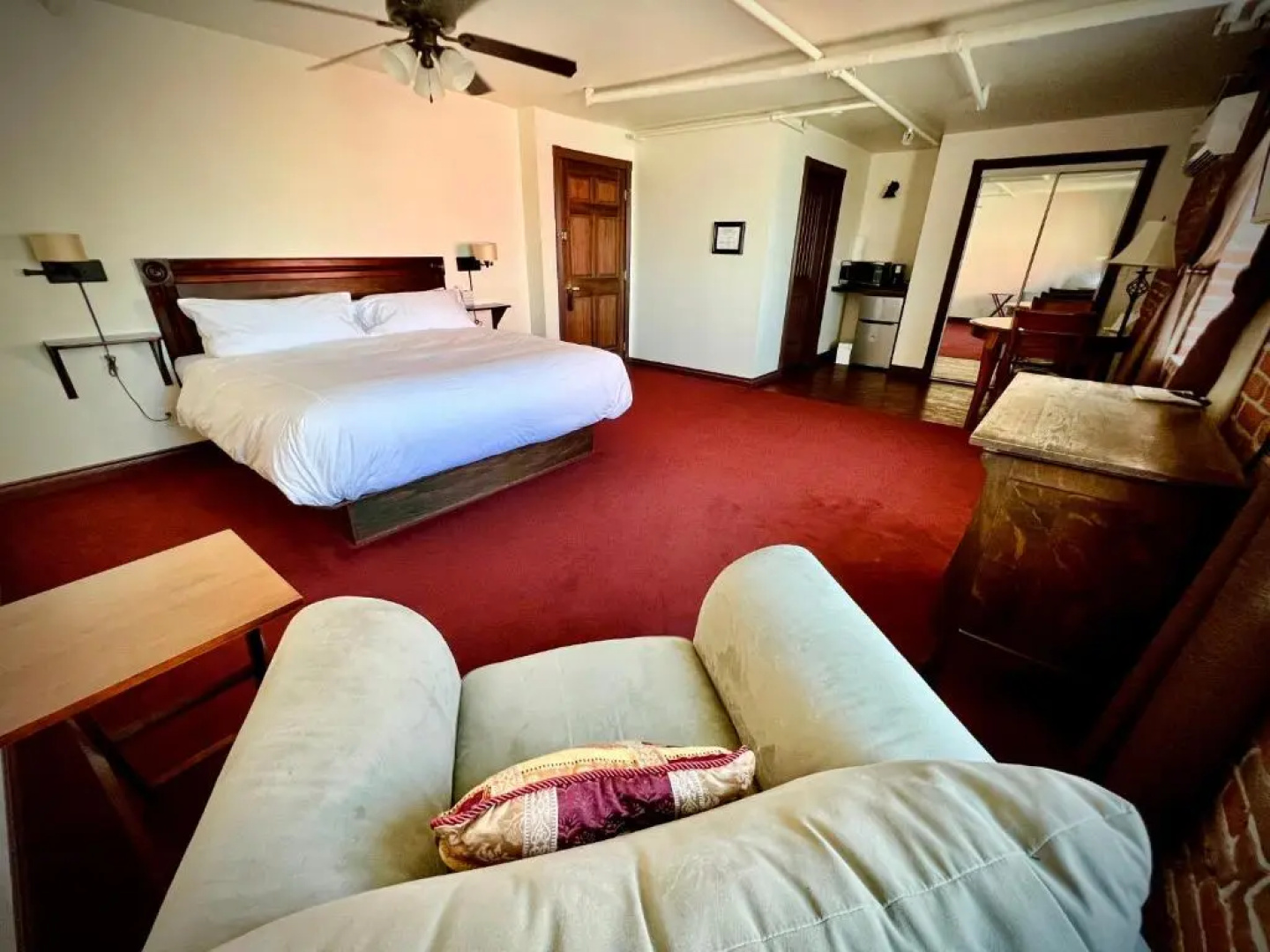 The Monarch Hotel
