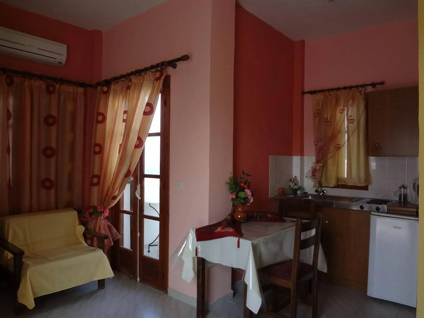 Four Seasons Studios