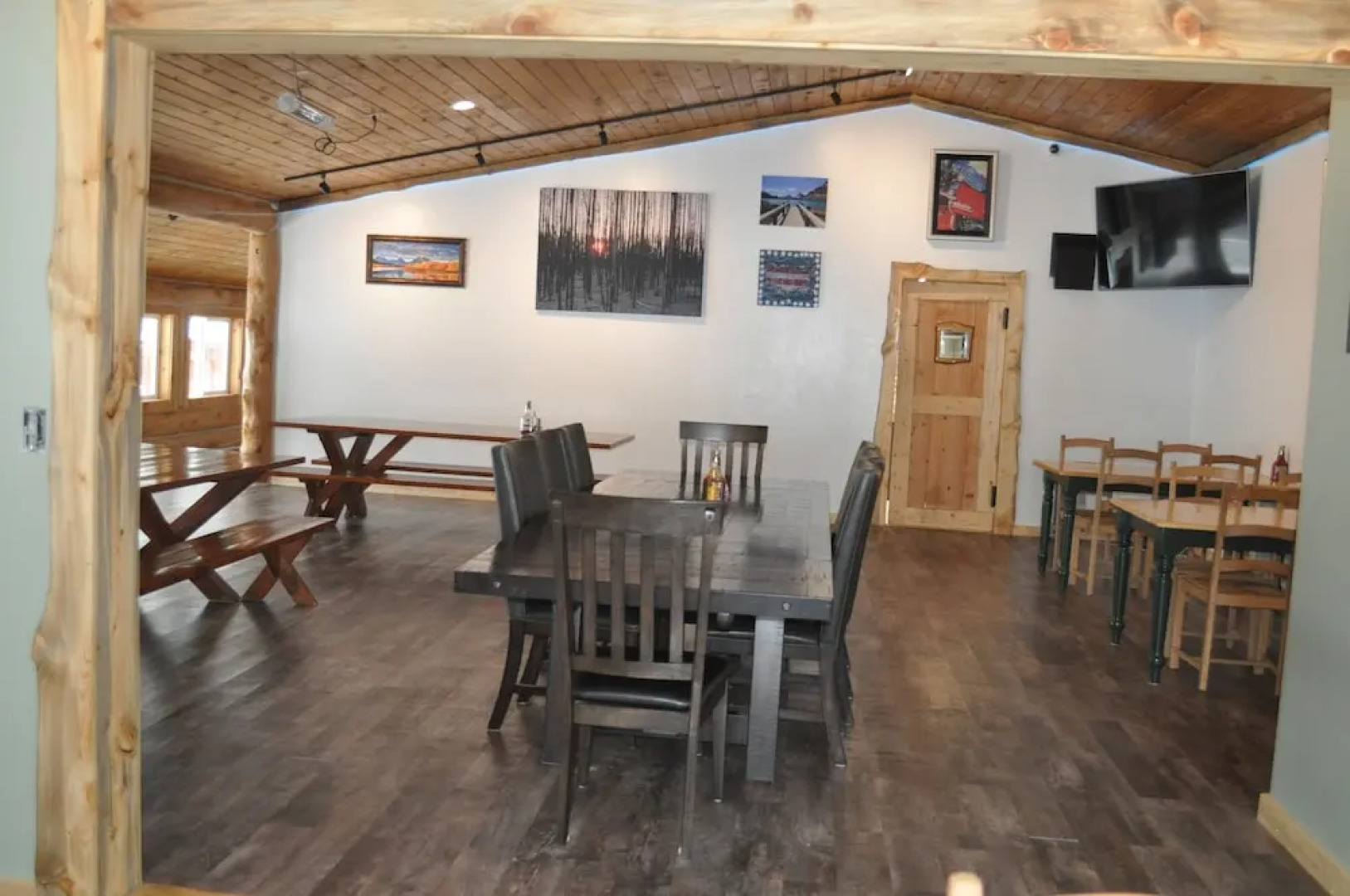 Crooked Creek Guest Ranch