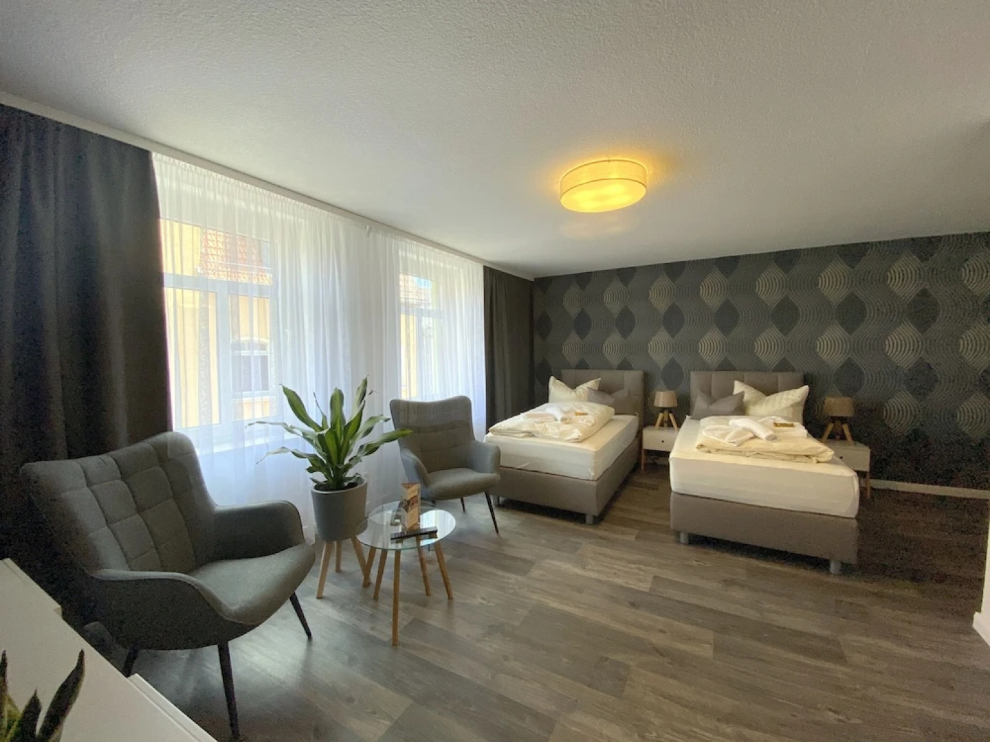 Zur Altstadt - Am Fuße der Osterburg - Gaststätte, Pension, FEWO