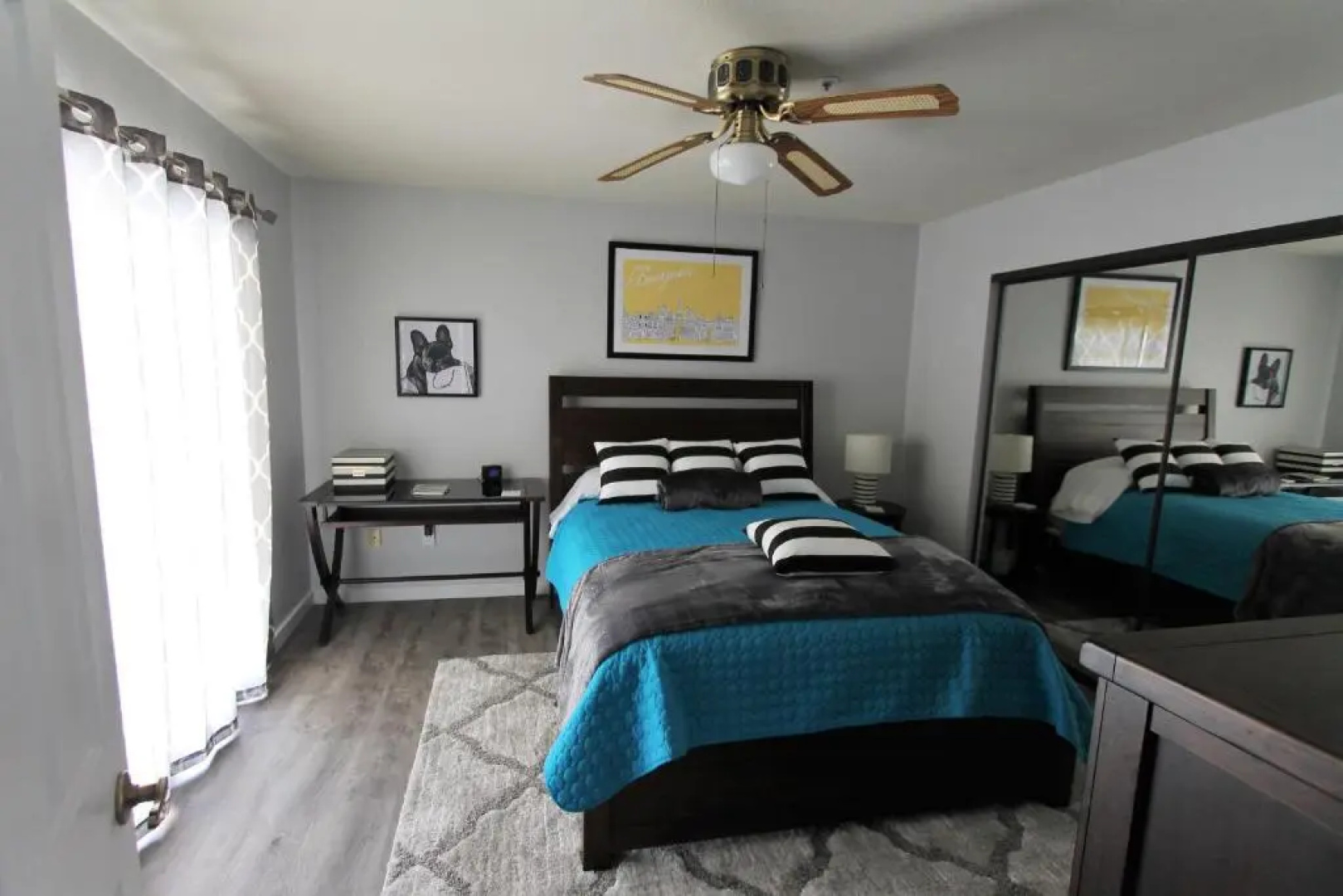 Comfortable vacation property 12 minutes from downtown.