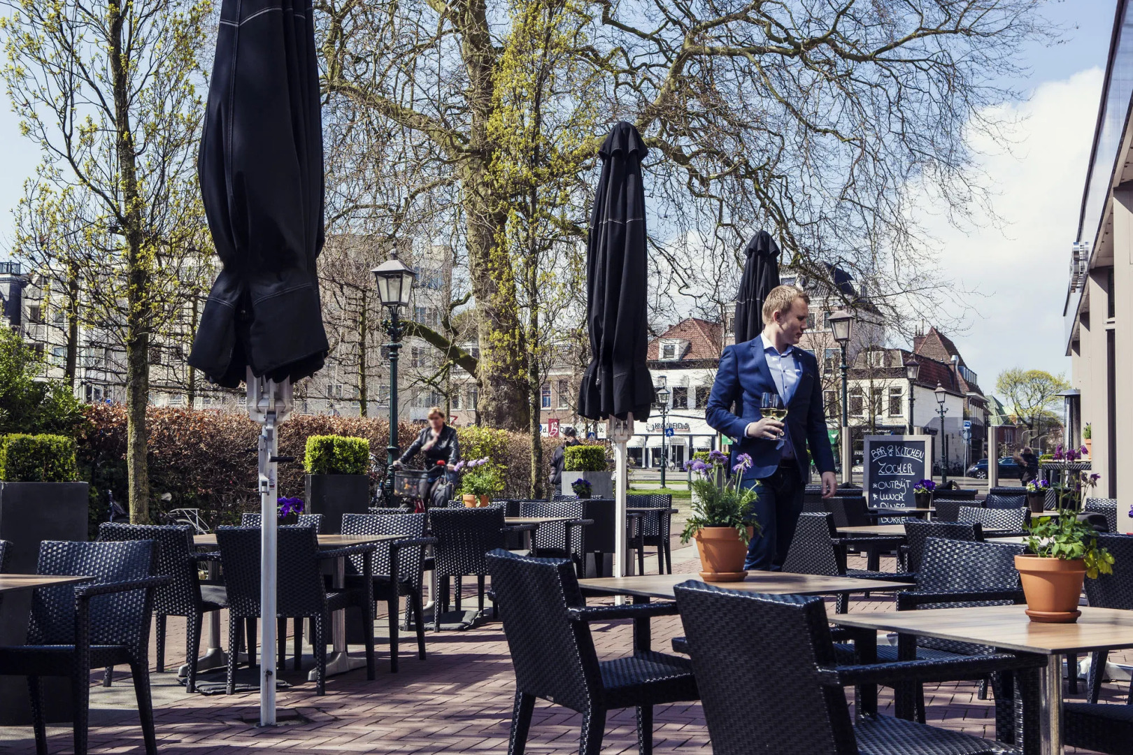 Carlton Square Hotel