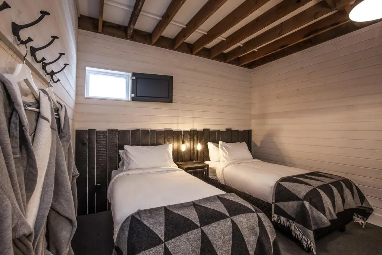 Eleven Revelstoke Lodge