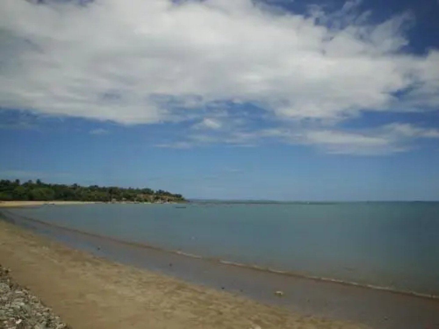 OCD Beach Cafe & Hostel