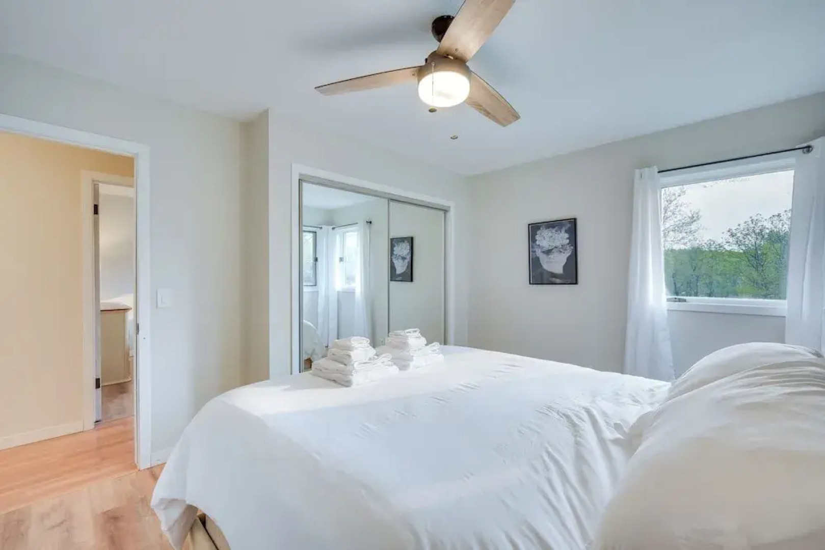 Updated Hermantown Vacation Rental 6 Mi to Duluth!