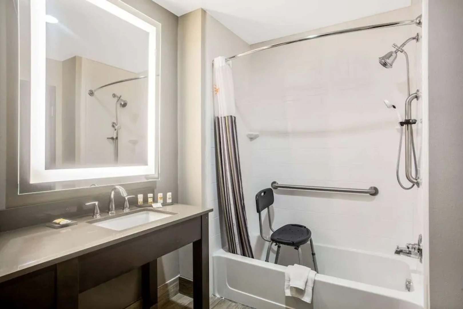 La Quinta Inn & Suites By Wyndham Ponca City