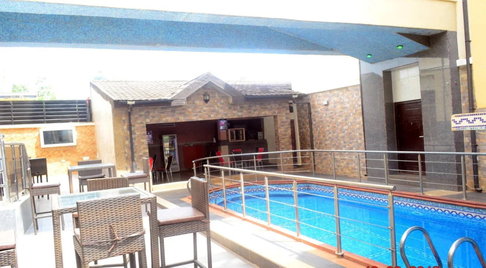 Ritz-Carinton Suites