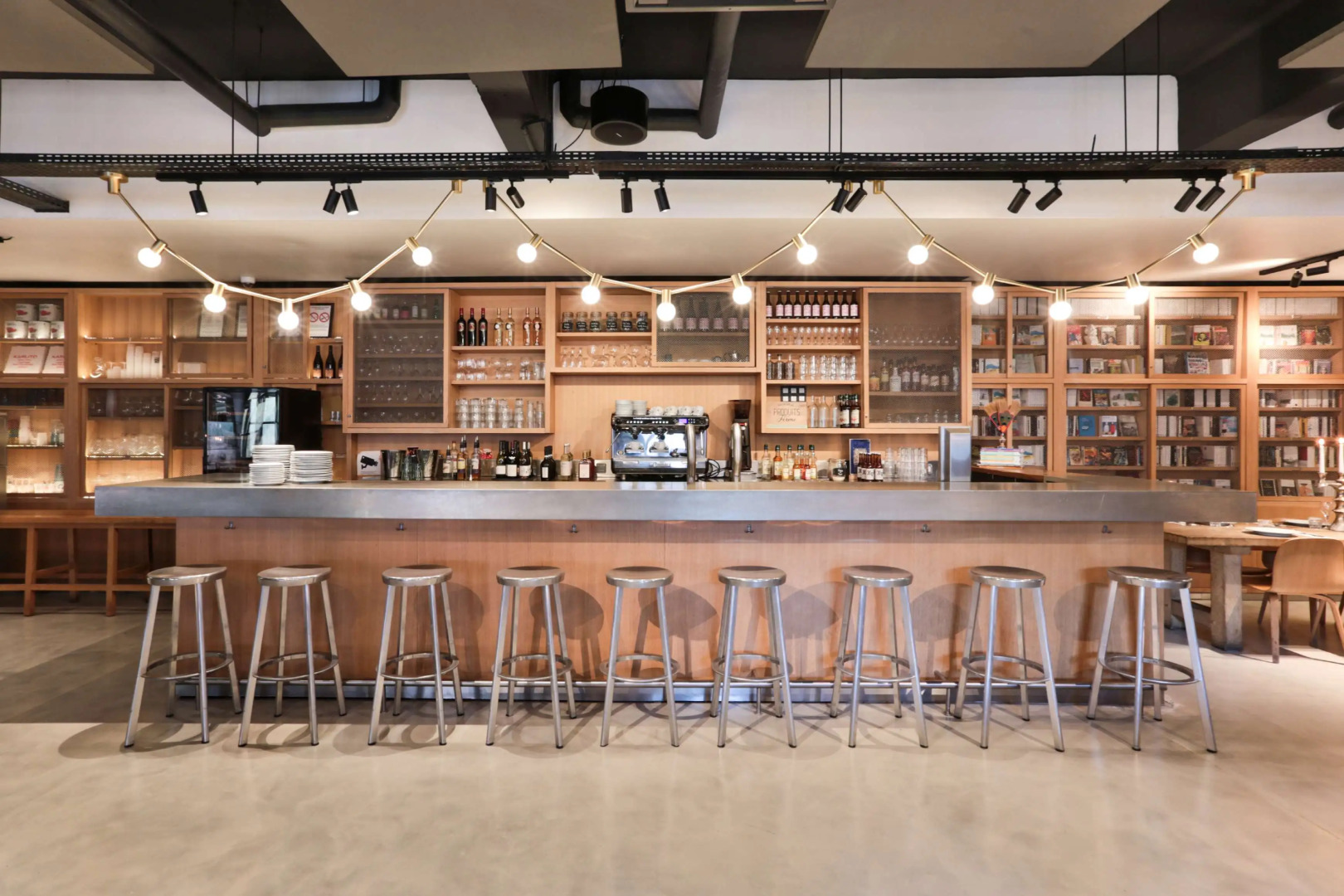 Mob Hotel Paris les Puces