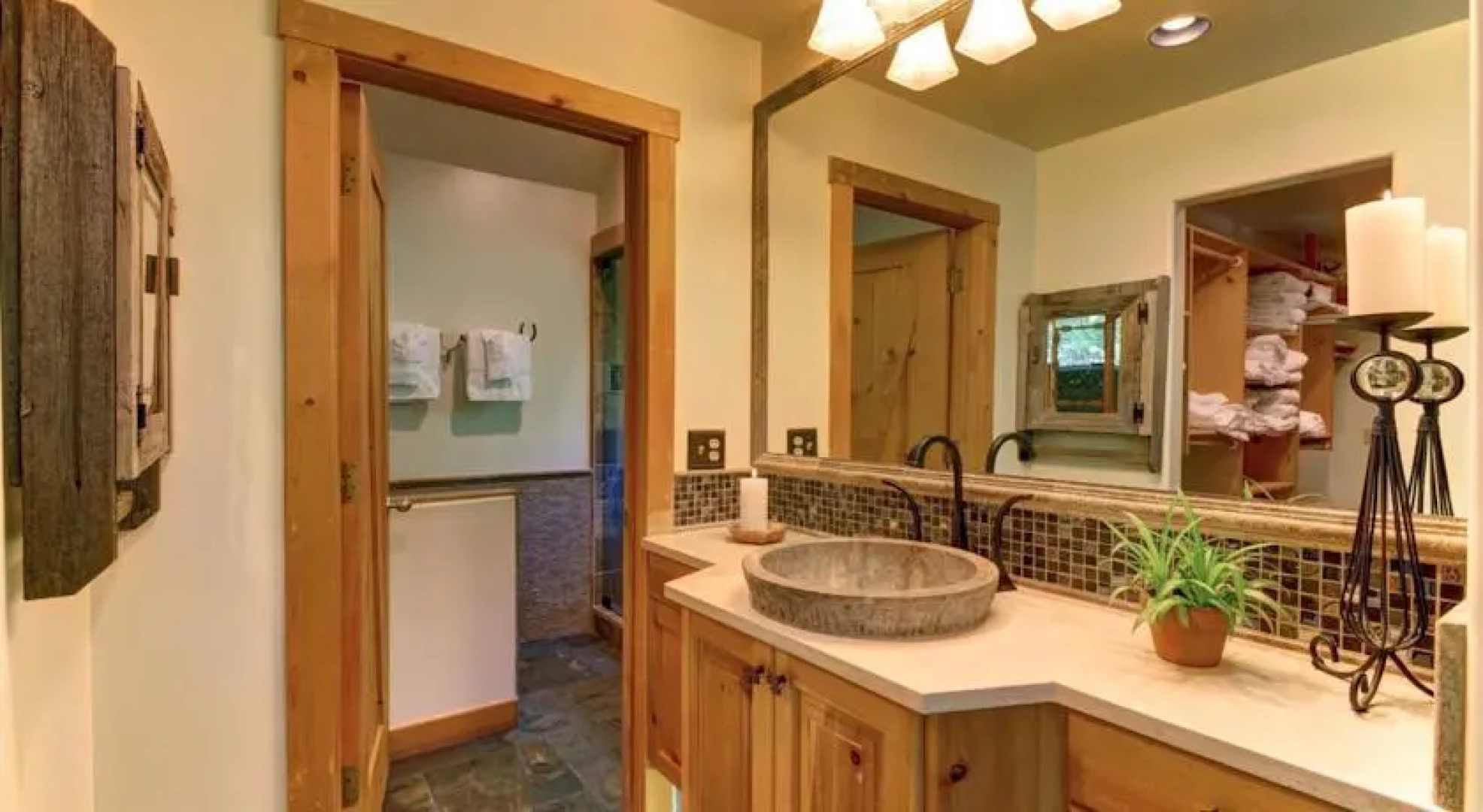 Fox Hollow by Stewart Mountain Lodging