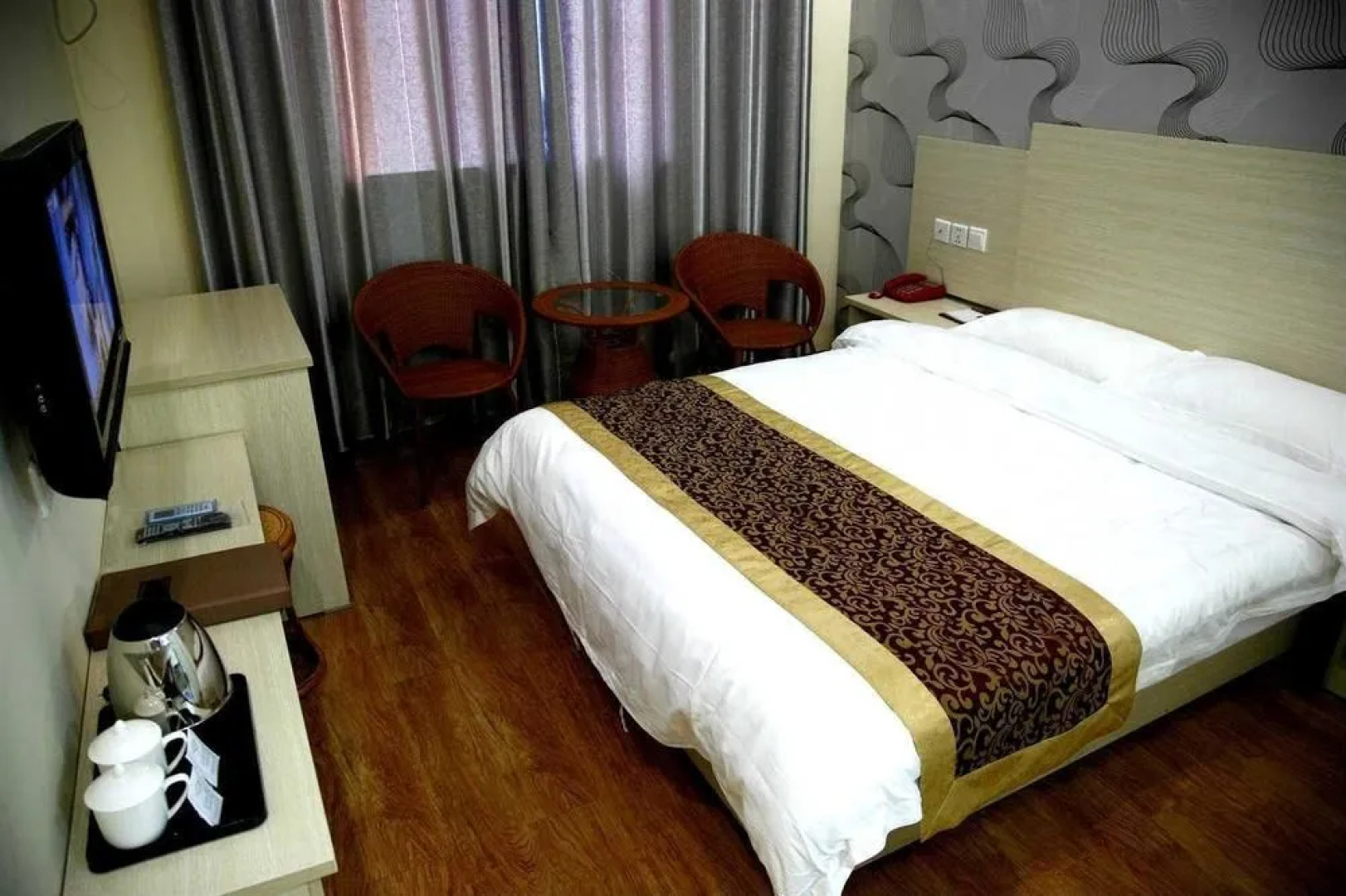 Qicai Express Hotel