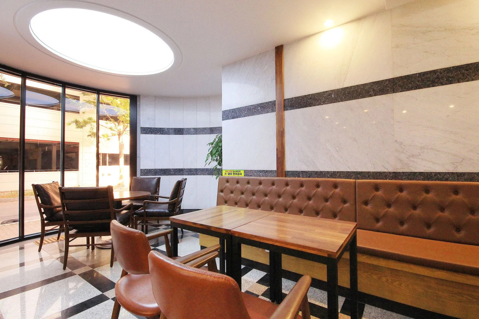 Hound Hotel Gwangju Cheomdan