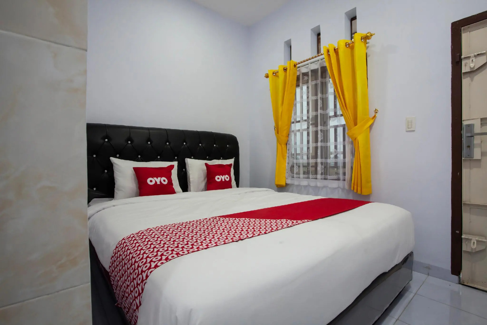 Hotel O Sopou Penginapan Rinal & Tuah