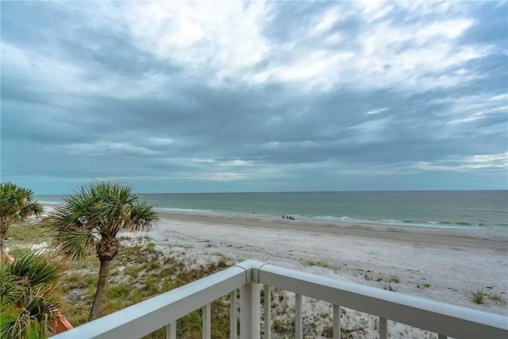 Pointe Condo 201 - Two Bedroom Condo