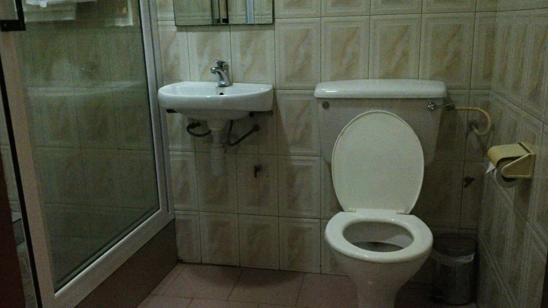 Takoradi Standard Hotel