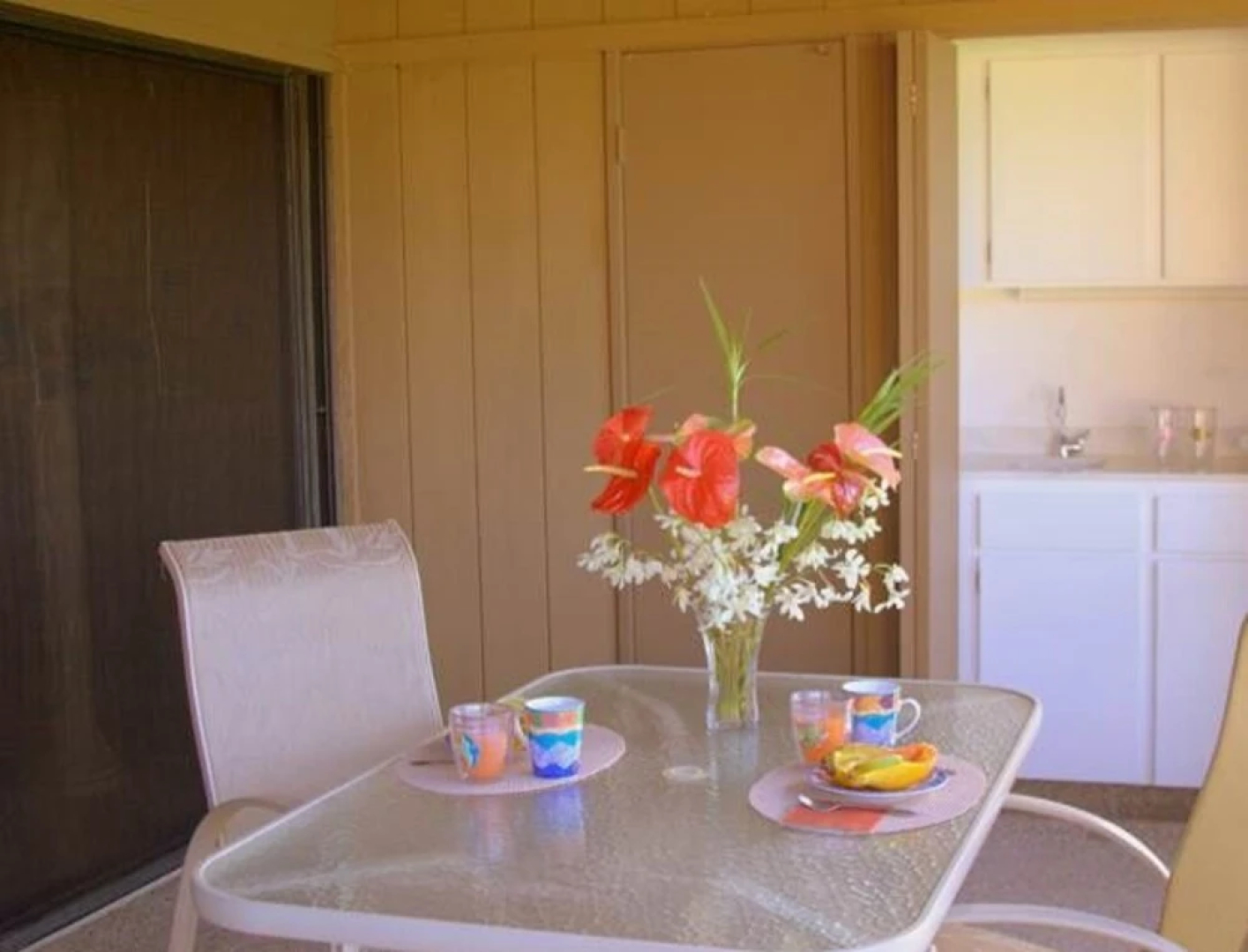 Condo With Great Sunsets and Golf Course Views
