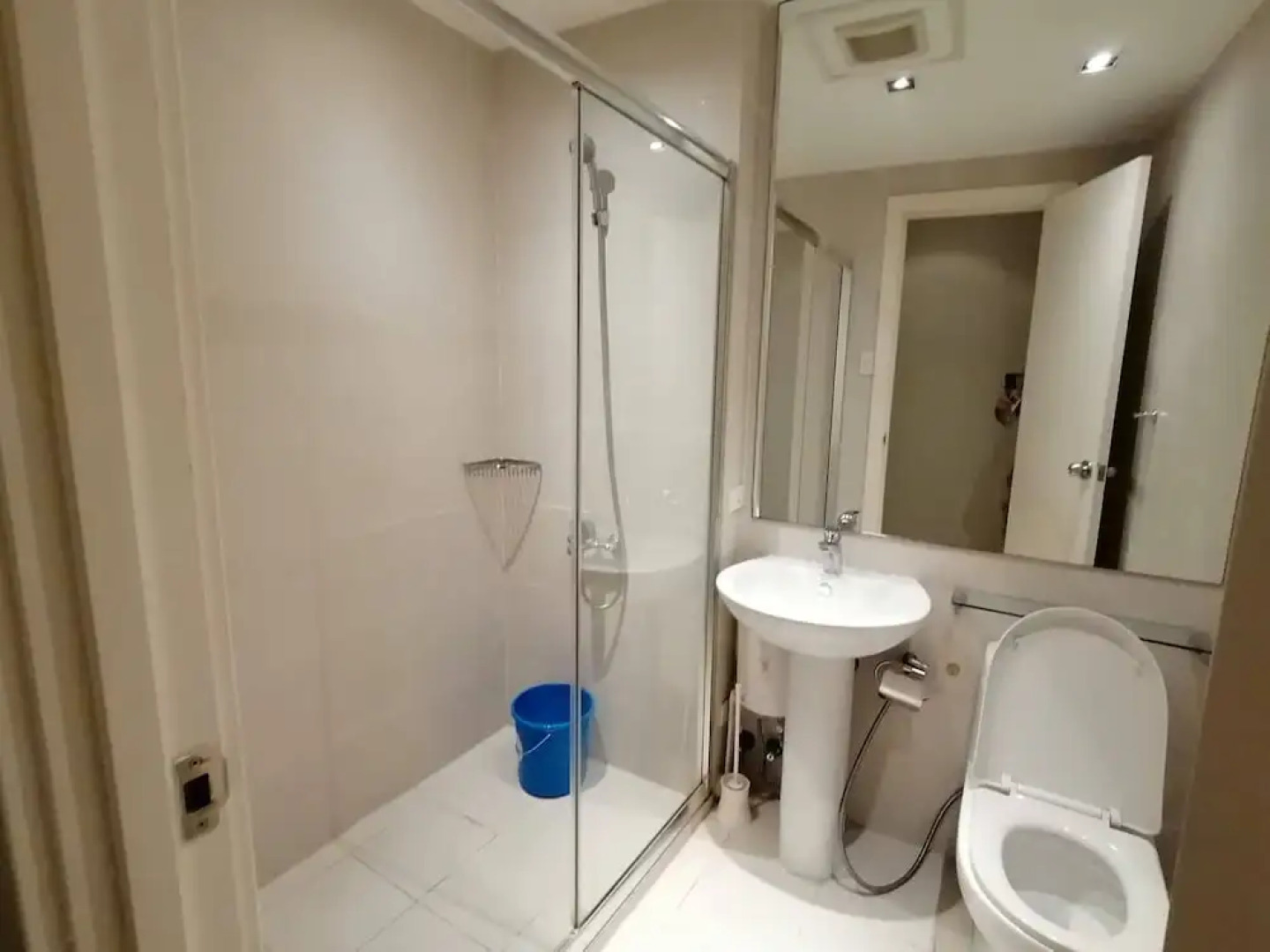 ZEN Home Knightsbridge Residences Makati