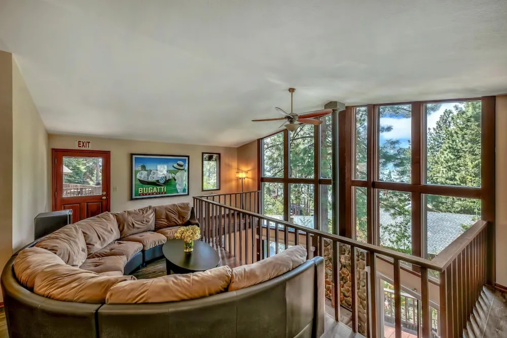 Mv49 Lake Tahoe a Block From the Caverock Beach