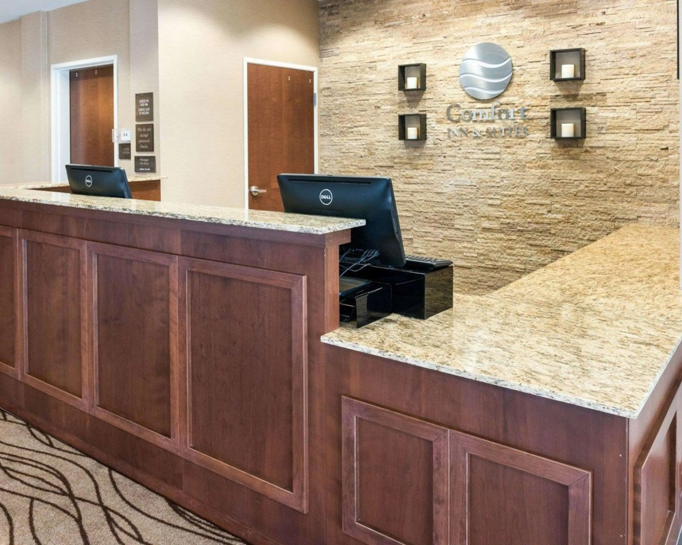 Comfort Inn & Suites West - Medical Center