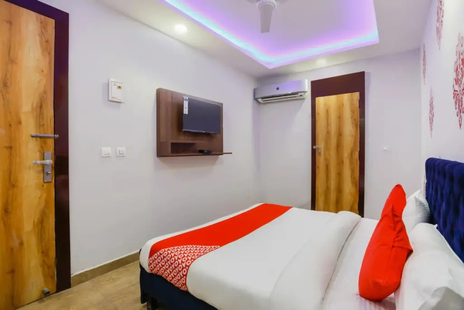 Diamond Stay by OYO Rooms
