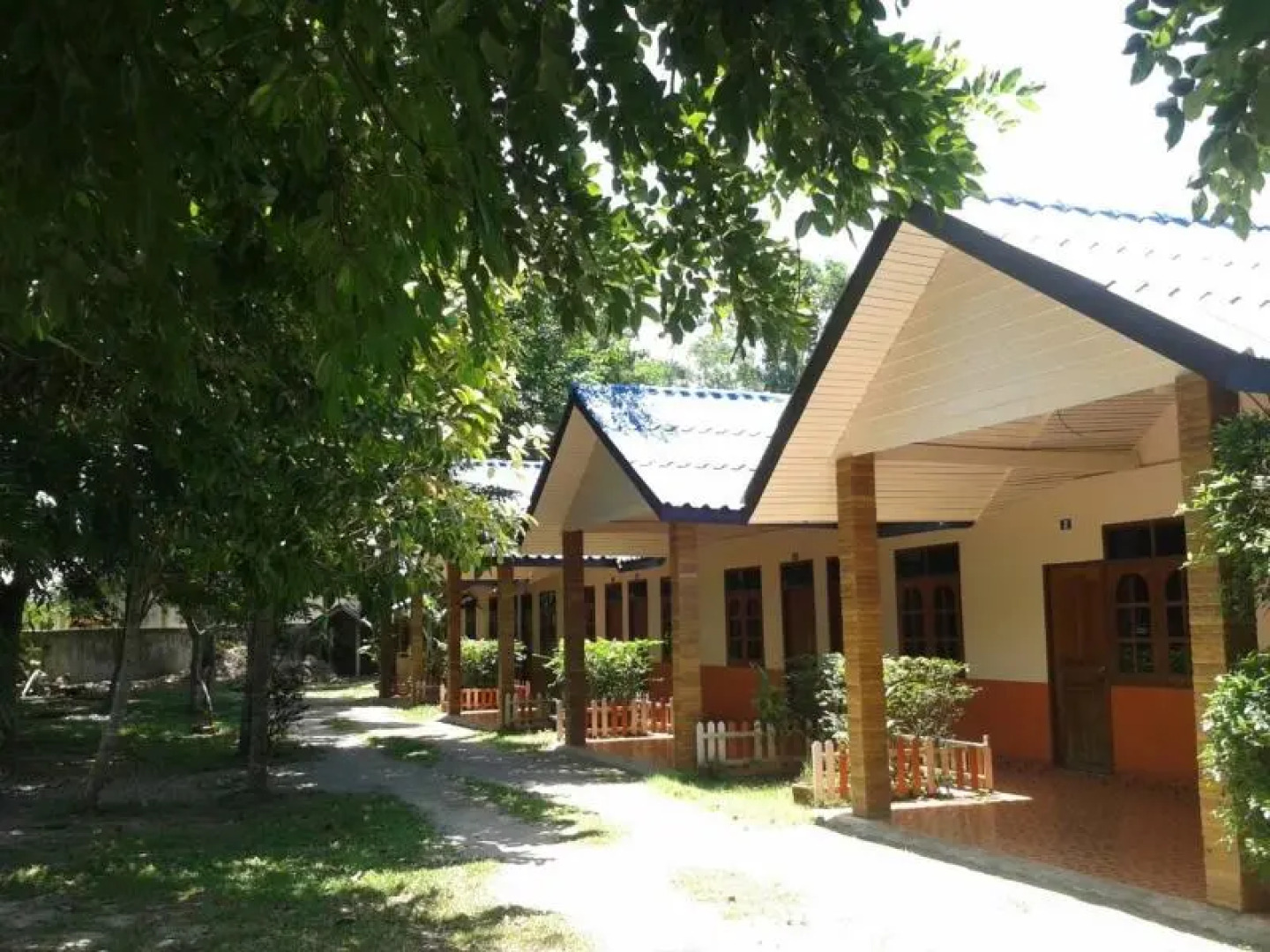Khemthong Resort 2