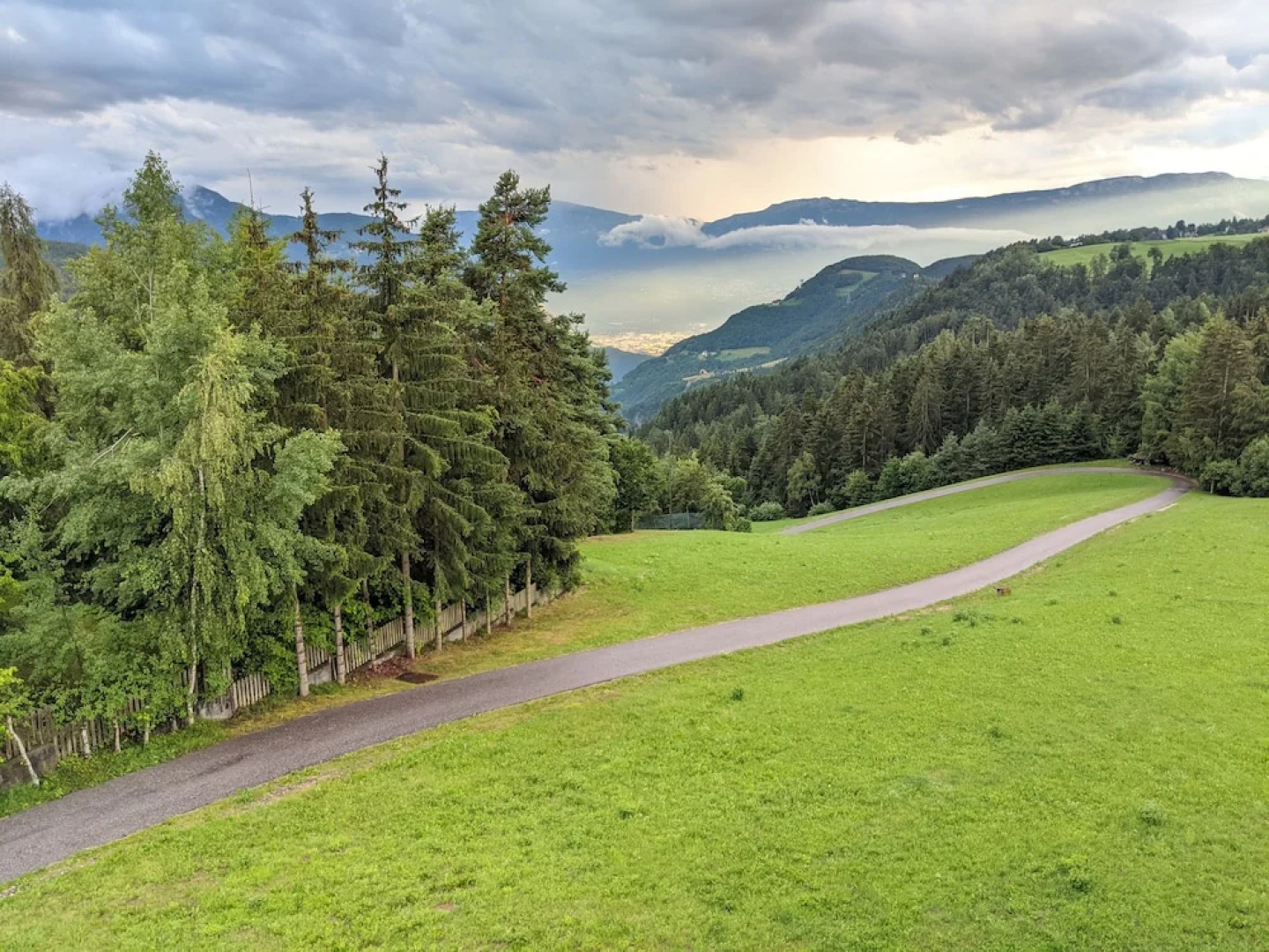Vidora Apartments - Elegant Deco Loft With Balcony in Soprabolzano w Ritten Card