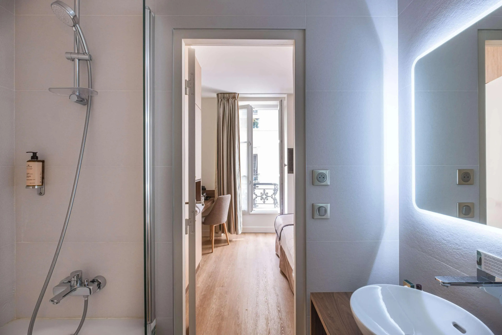 Отель Litteraire Arthur Rimbaud, BW Signature Collection