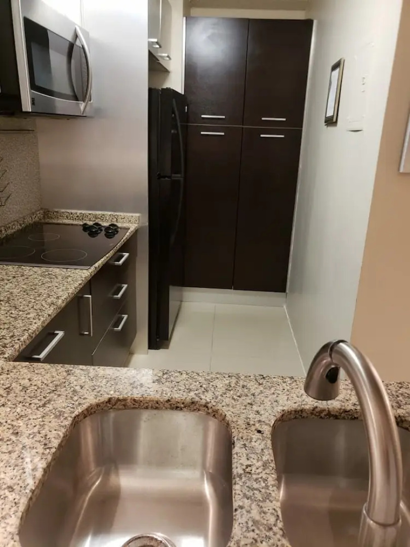 Ocean View Gorgeous 1 Bedroom Apt