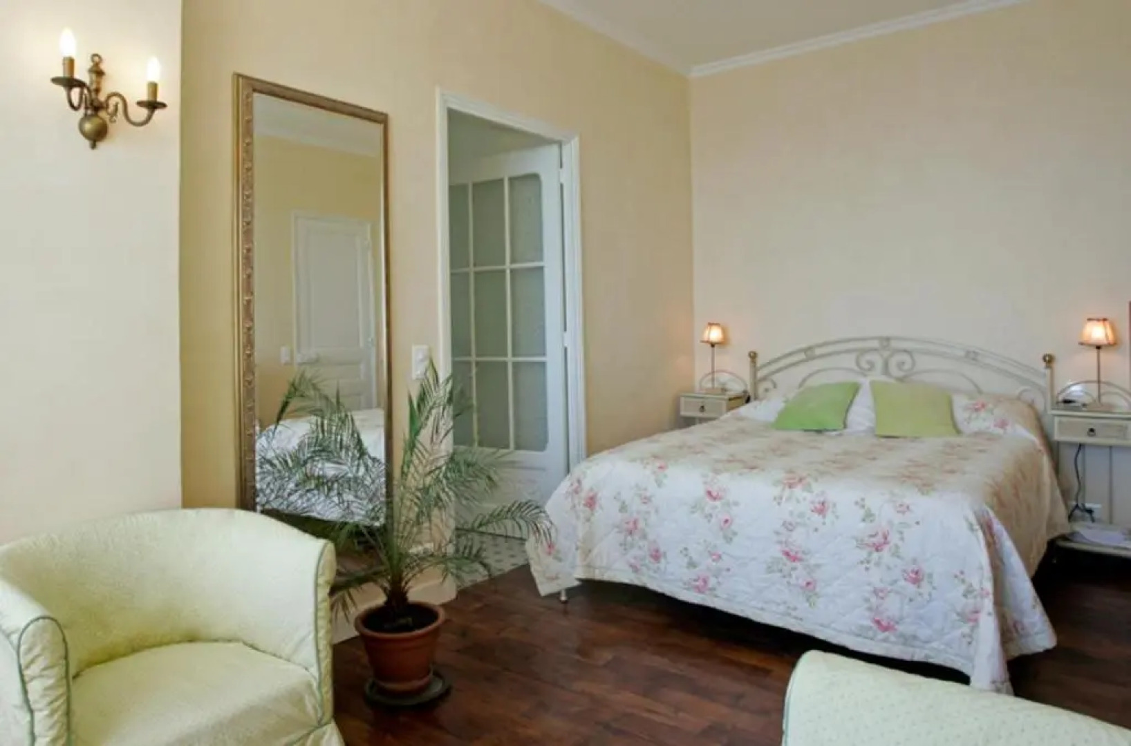 Villa With Private Beach - Villa Lou Cade