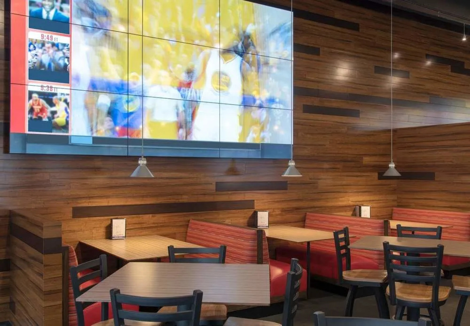 Courtyard Holland Downtown