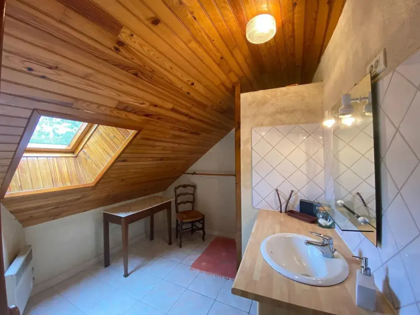 Charming Farmhouse Near the bay of Mont St Michel