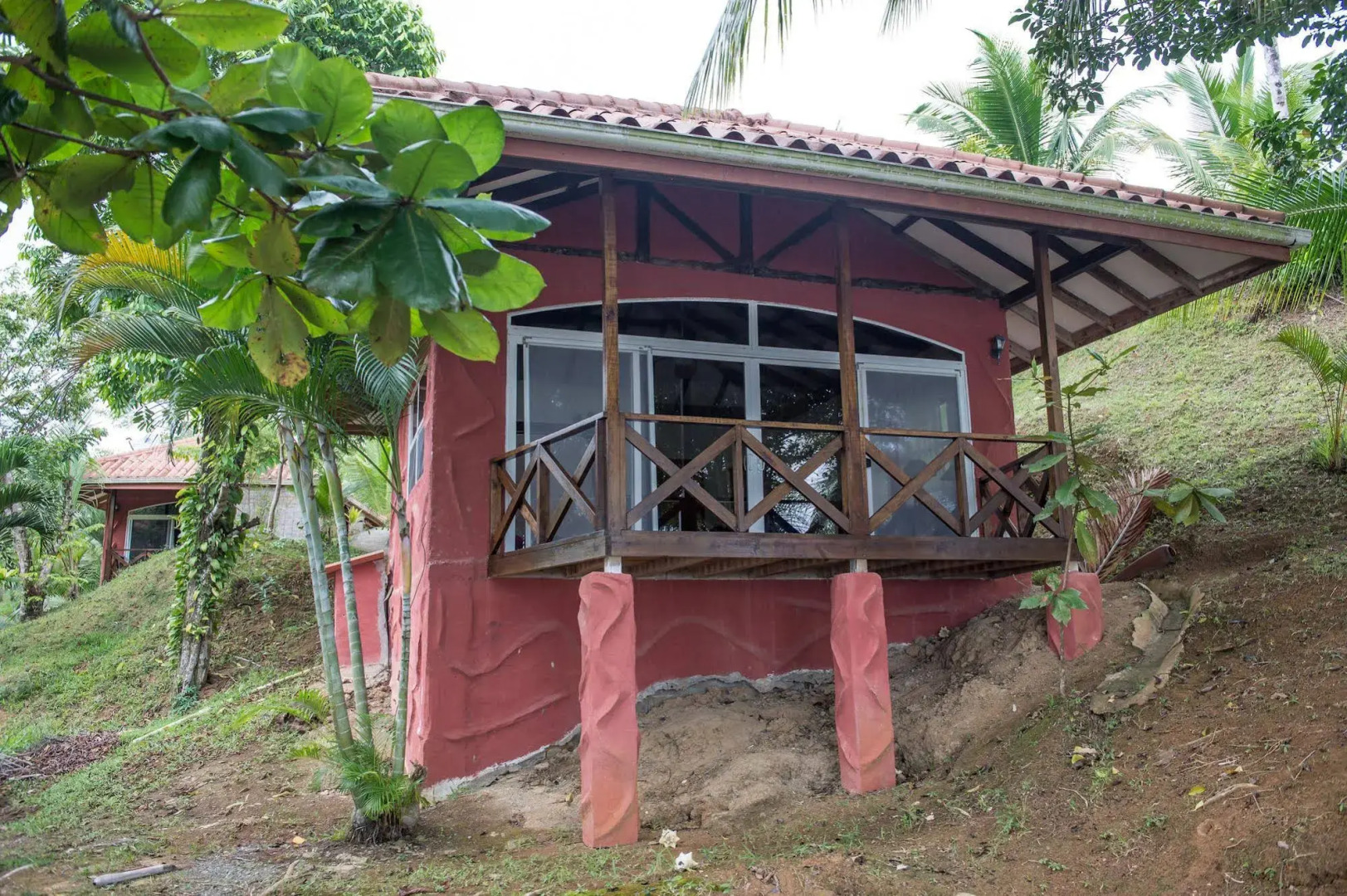 Popa Paradise Beach Resort