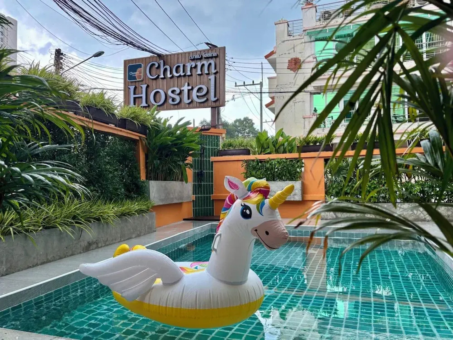 Charm Hostel at Pratumnak