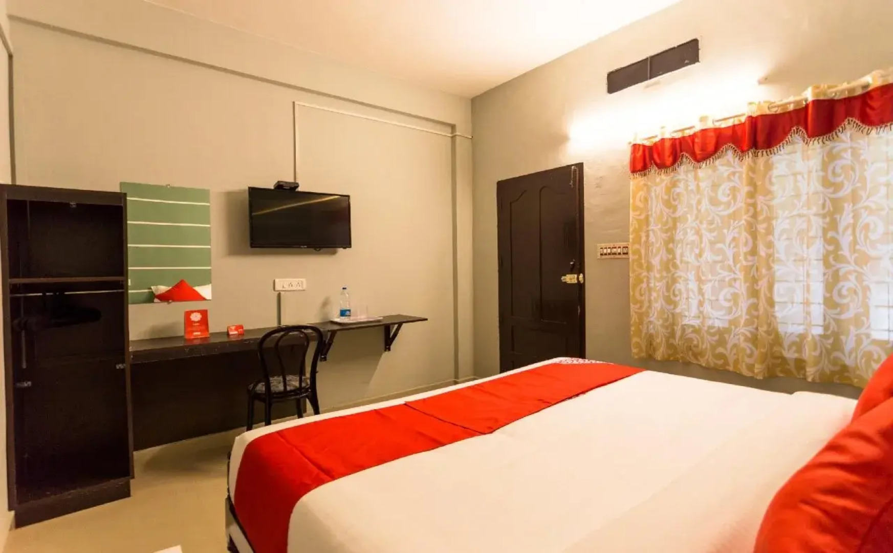 Cochin Airport Hotel By OYO Rooms
