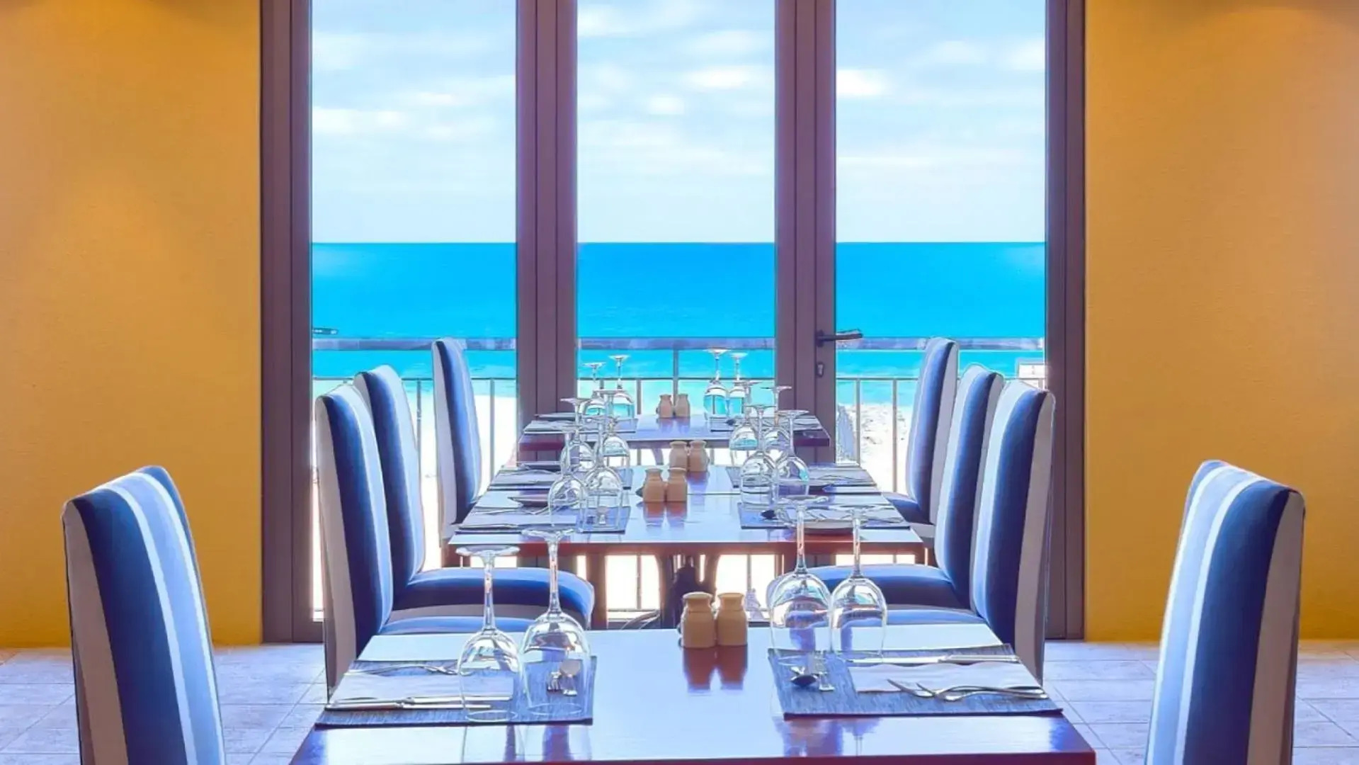 Отель Torre Praia Hotel