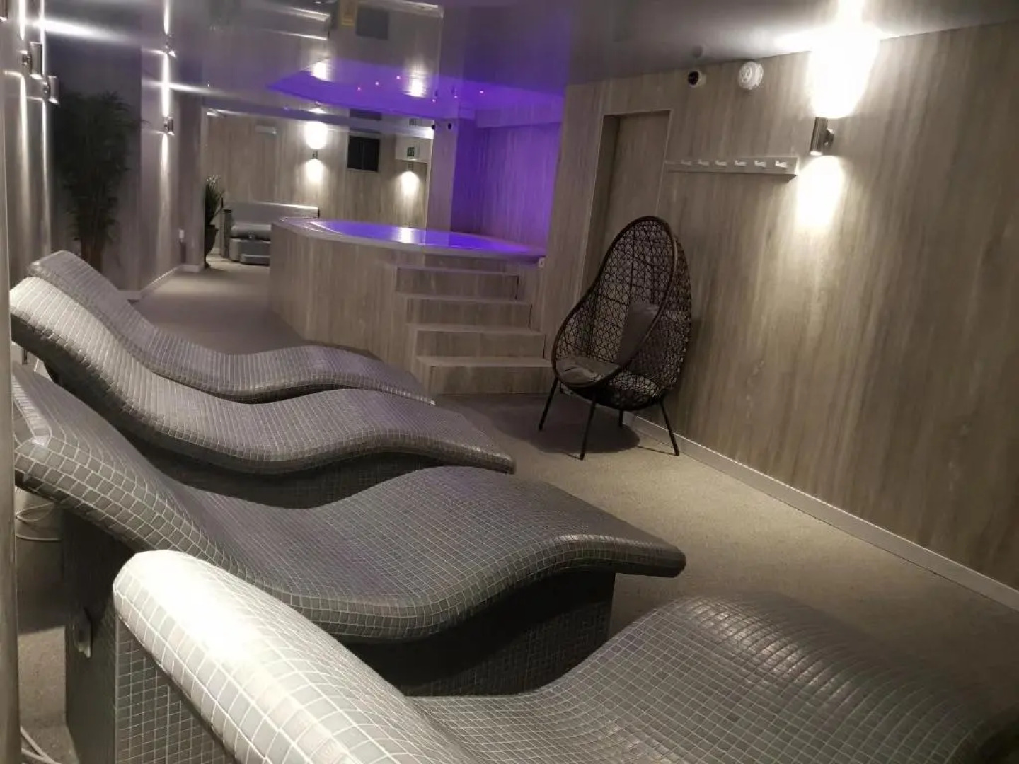 Gwesty'r Marine Hotel & Spa