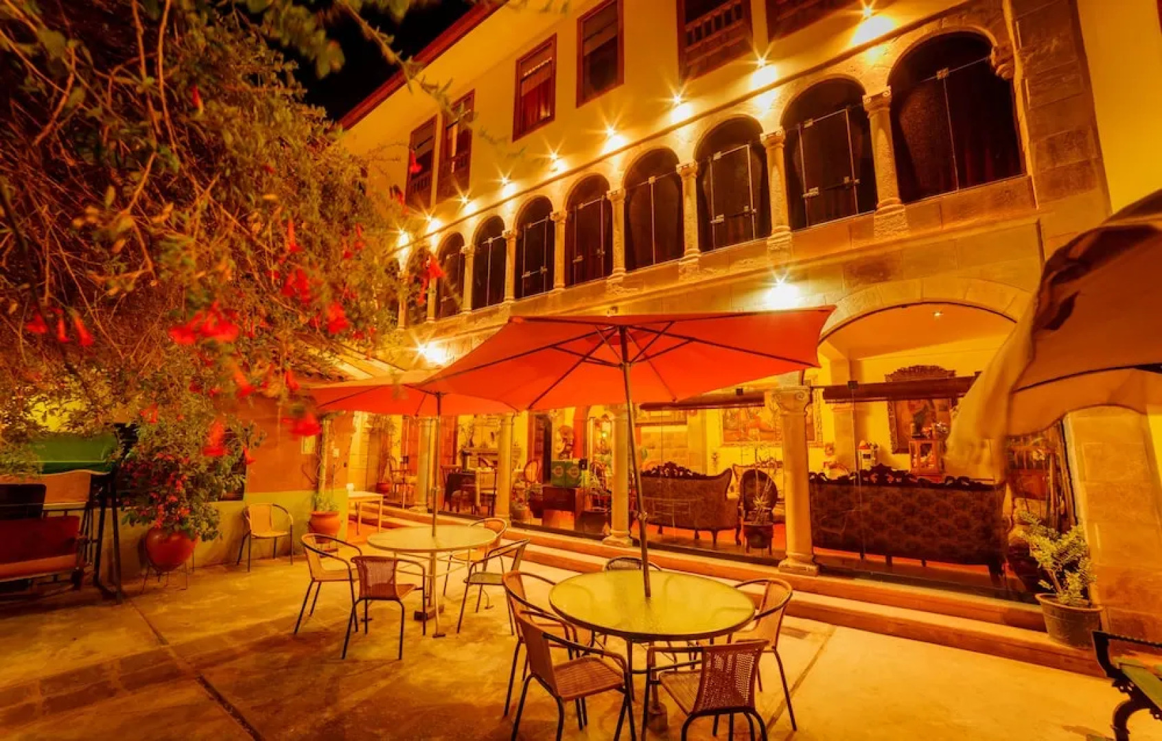 Fuente de Agua Hotel