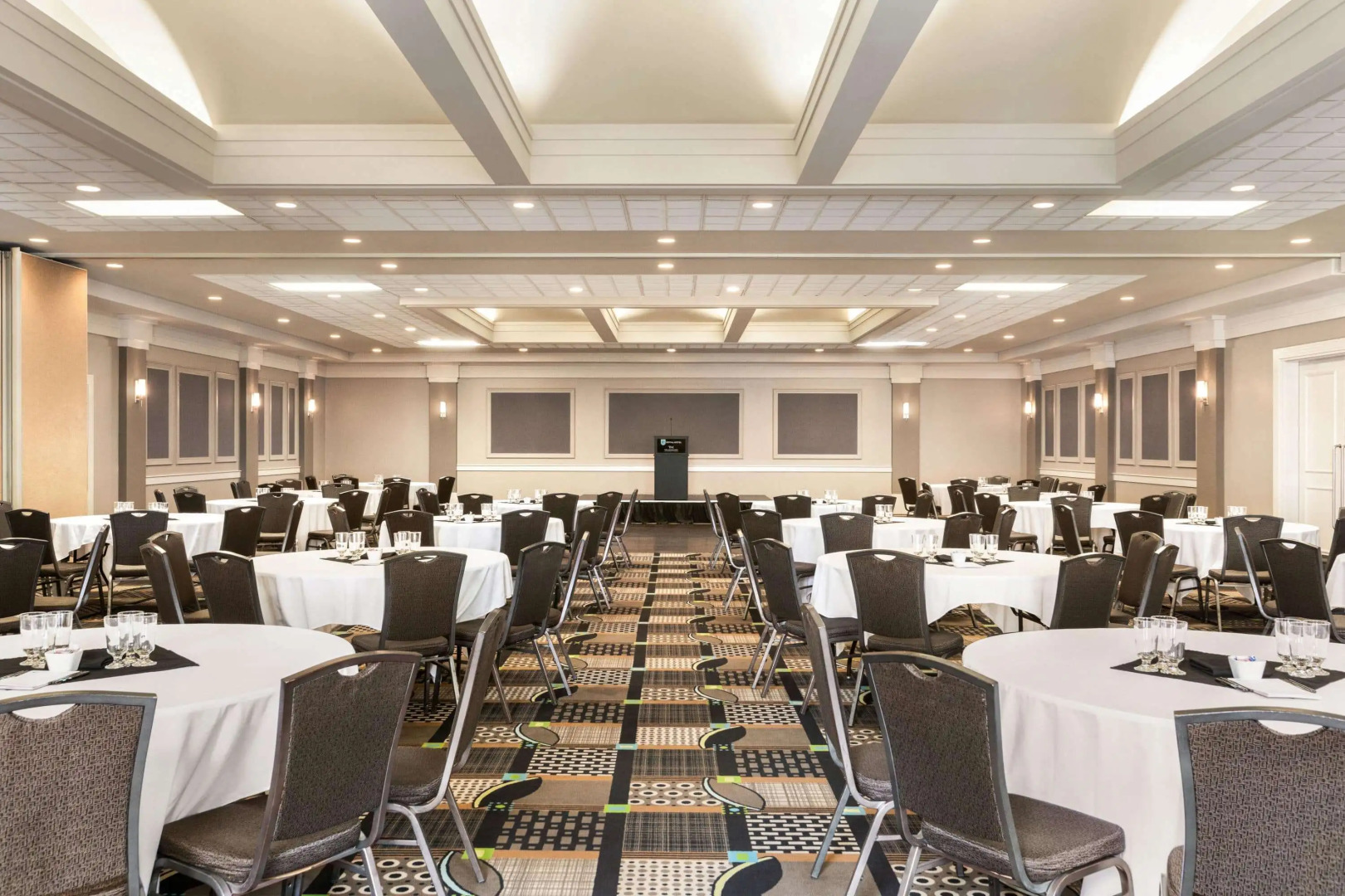 Royal Hotel Calgary, Trademark Collection by Wyndham