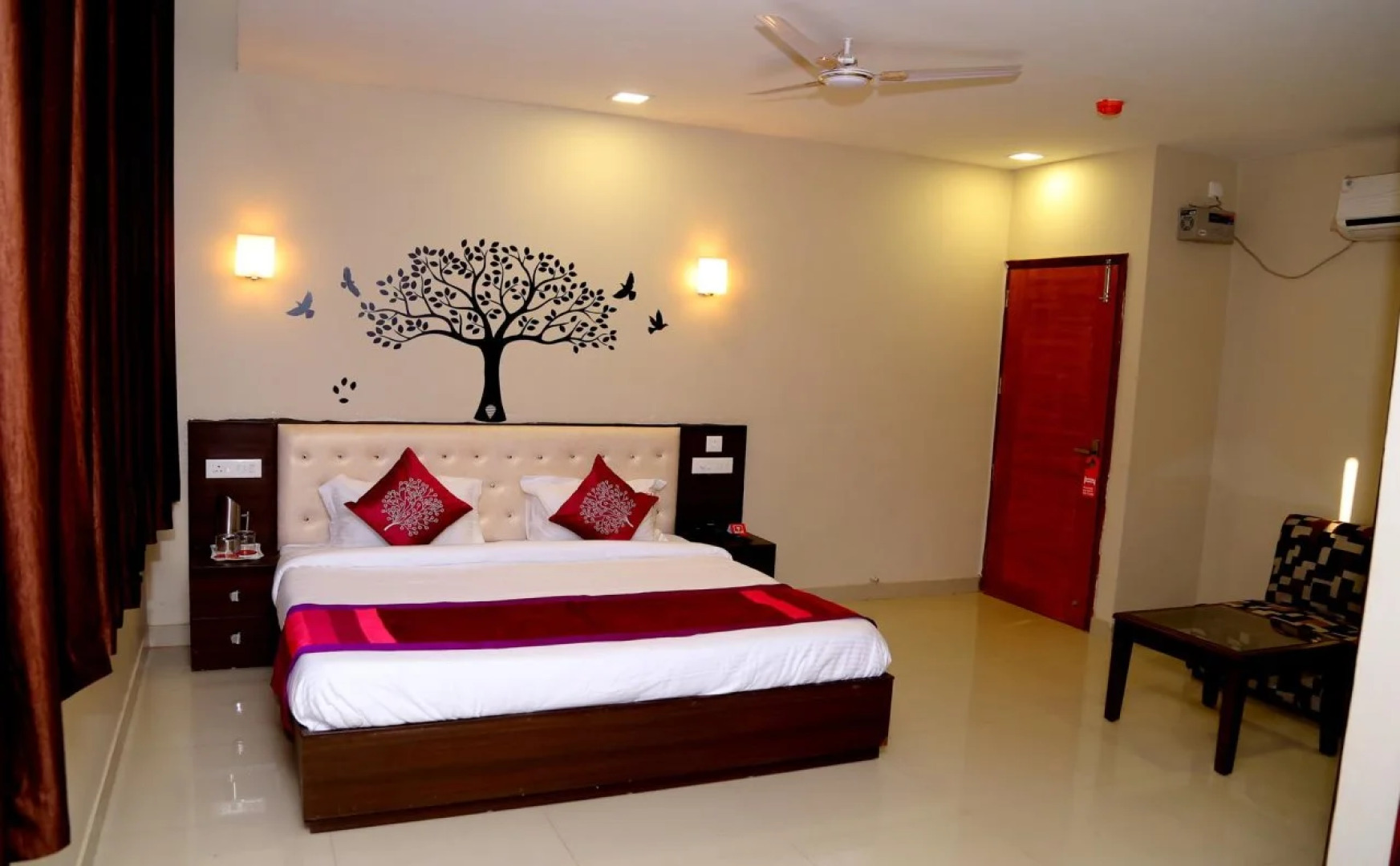 OYO 3858 GTB Starlite kurali