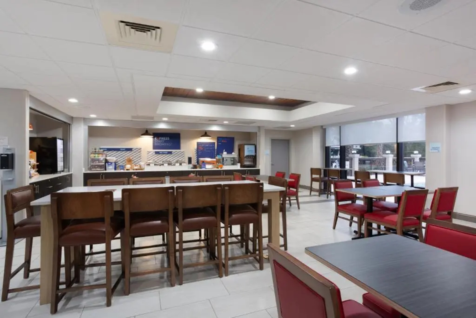 Holiday Inn Express Hotel & Suites Morehead Cty by IHG