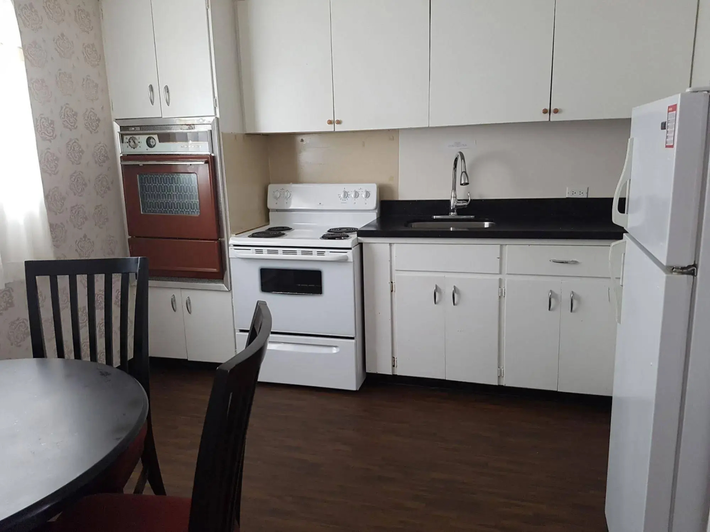 Alpine Inn & Suites