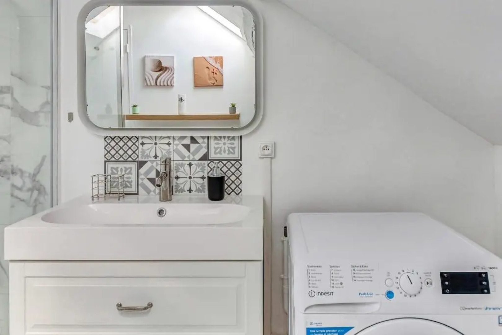 Escale pro & détente à 3 min de la gare - Parking - WIFI - PS4