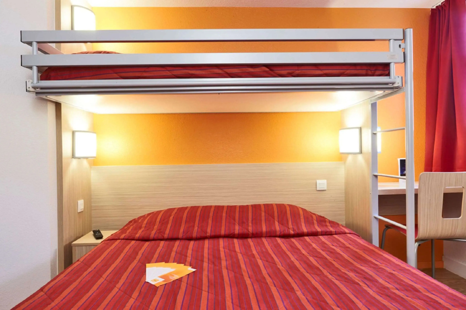 Hotel Premiere Classe Marne La Vallee - Saint Thibault Des Vignes