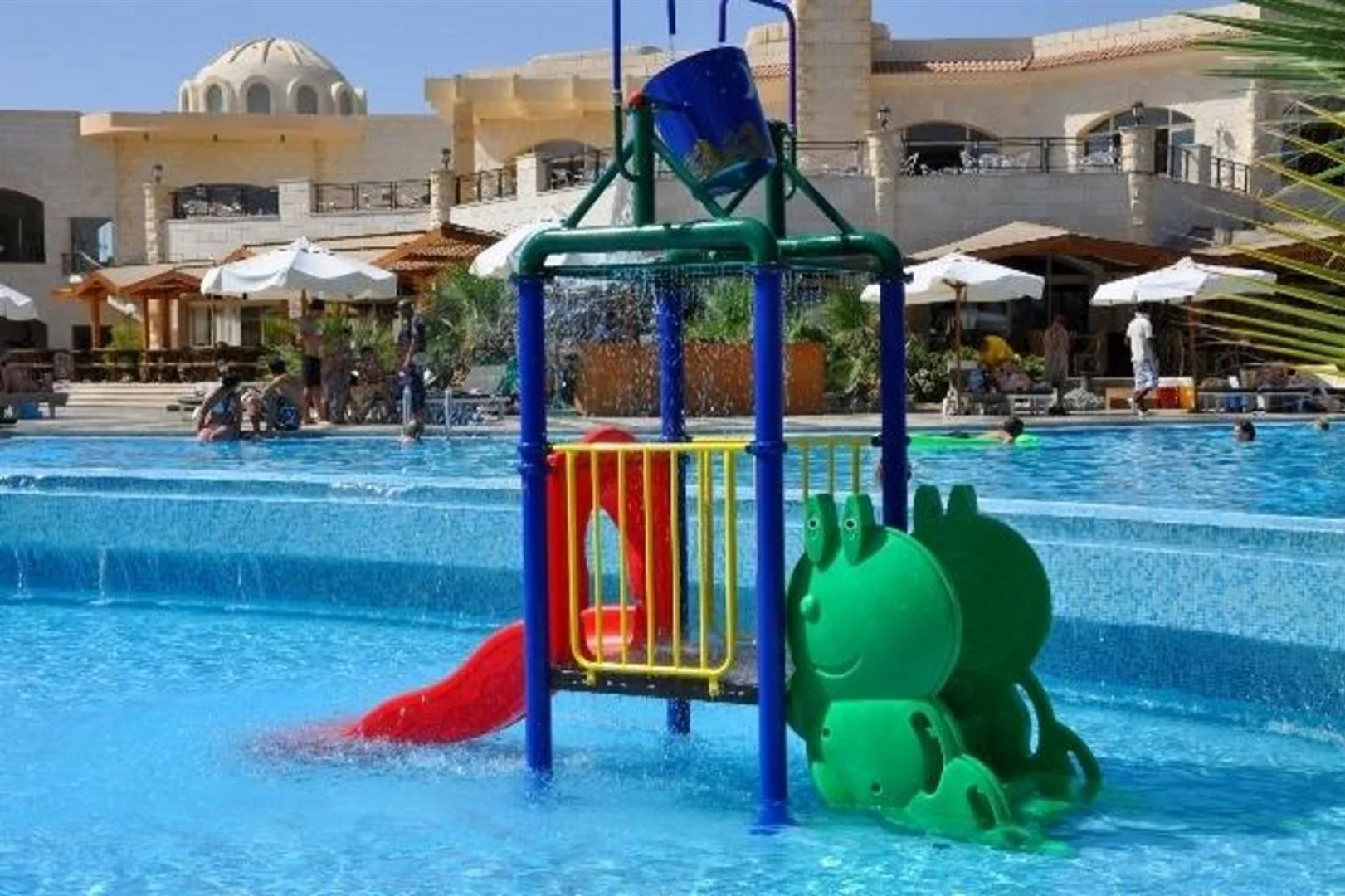Brayka Bay Resort