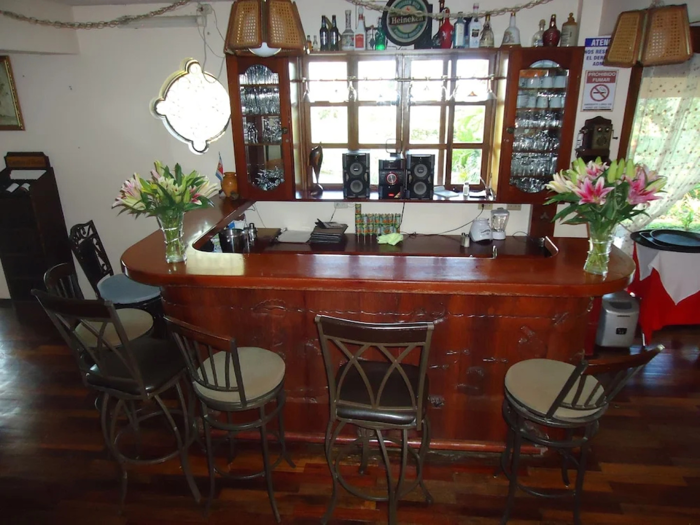 La Catalina Hotel and Suites