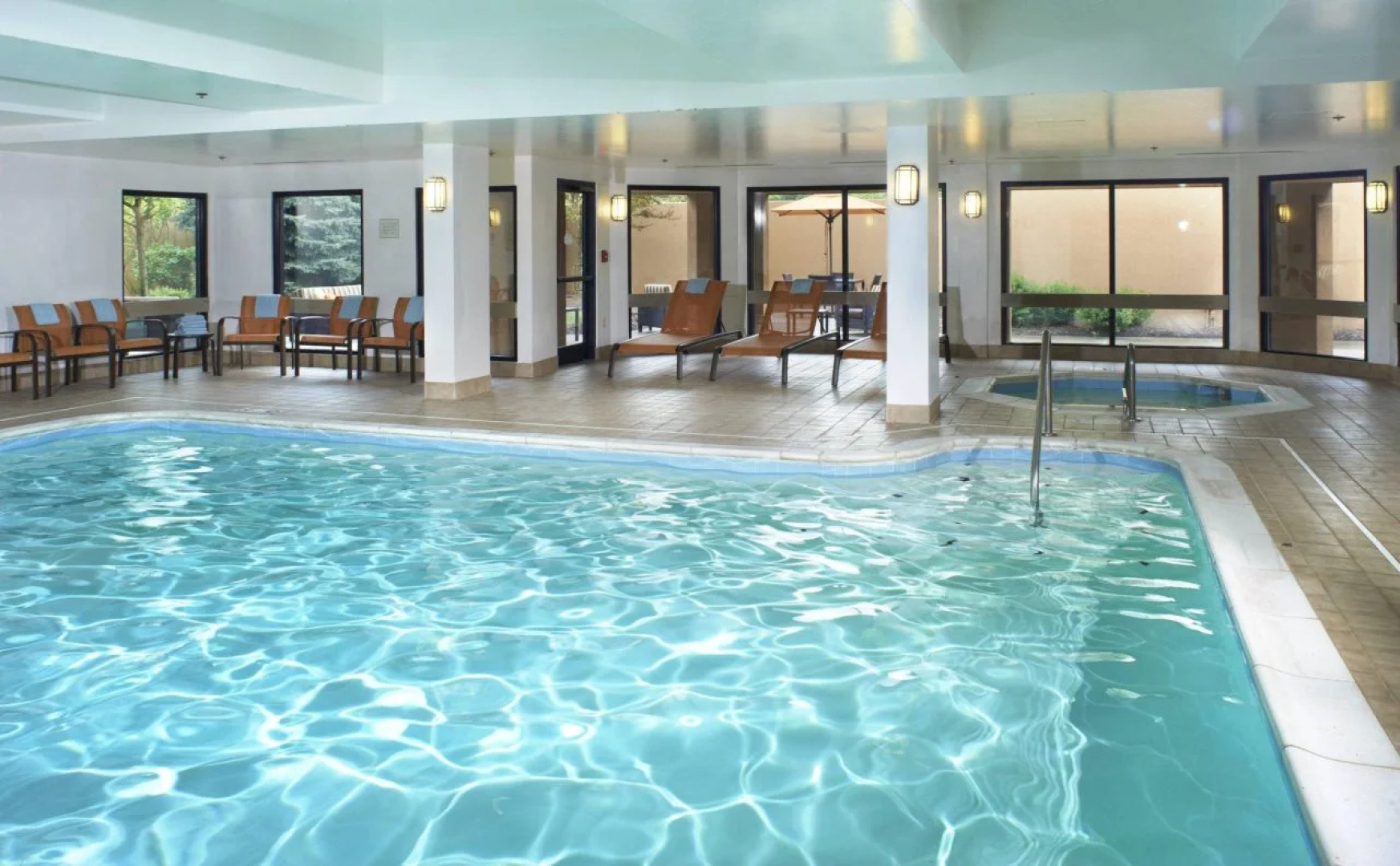 Courtyard by Marriott Cleveland Airport North